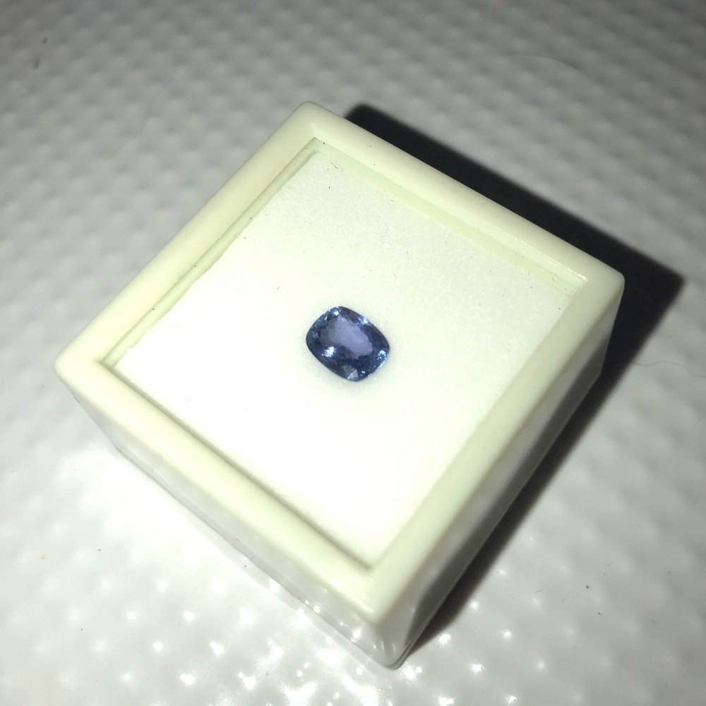 Tanzanite loose gemstone 1.42 CTW